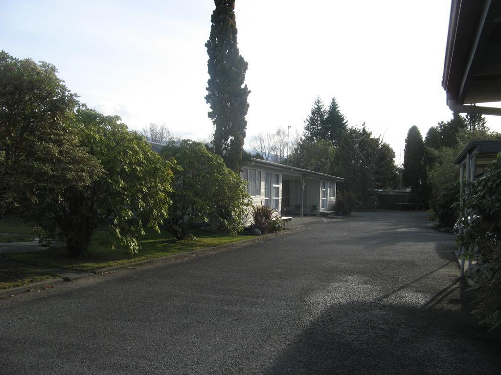 Tongariro River Motel Турангі Номер фото